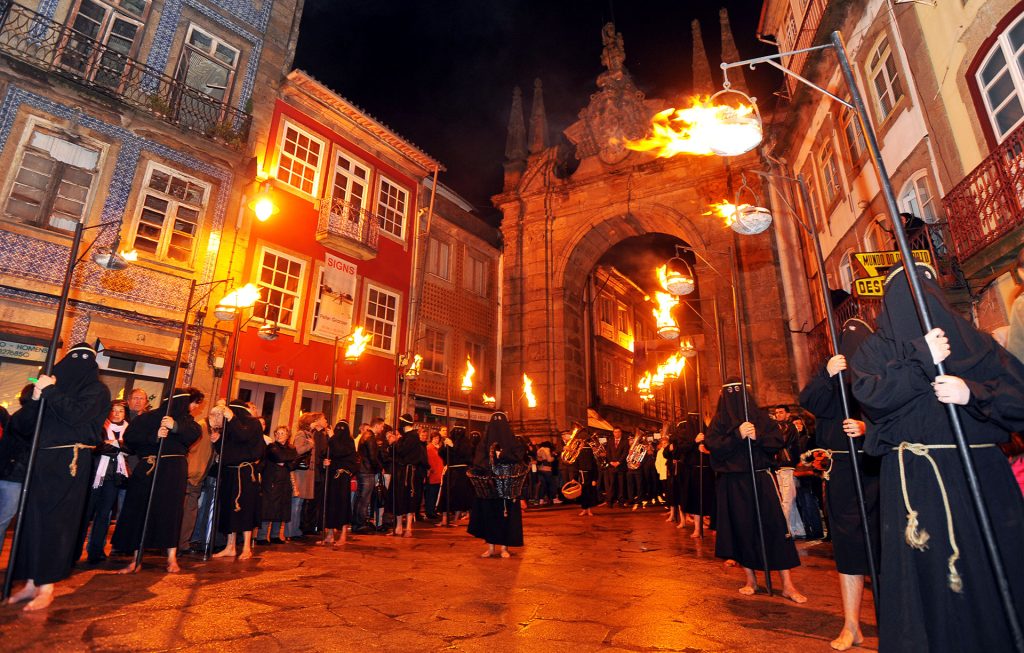 Arco da Porta Nova na Semana Santa de Braga